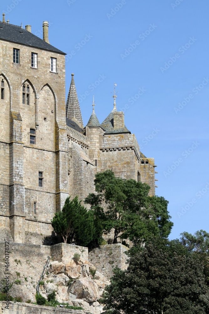 Le mont saint Michel en Normandie, département de la Manche Le mont saint Michel en Normandie, département de la Manche