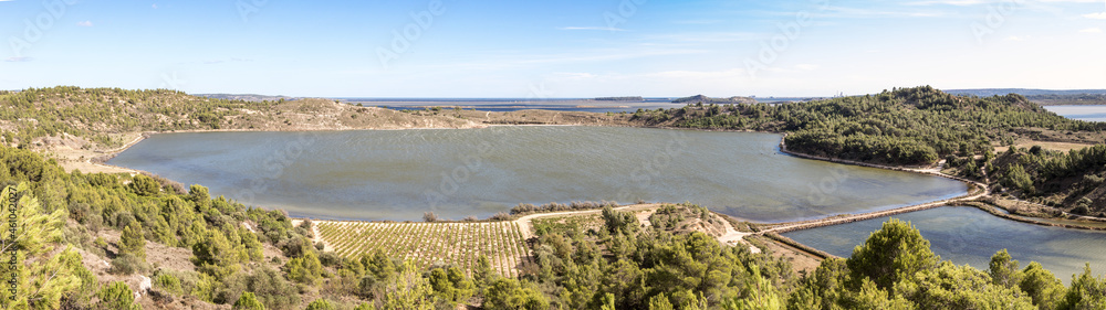 Panorama de l'étang du Doul à Peyriac de Mer