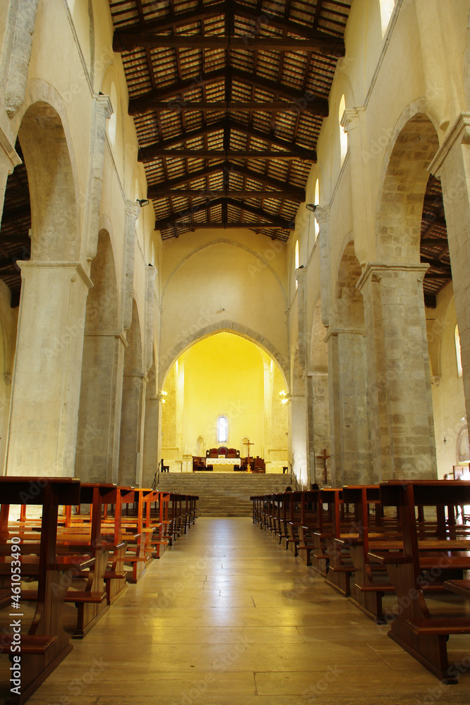 Fototapeta premium Fossacesia - Abruzzo - Medieval Church of San Giovanni in Venere: Interior of the church