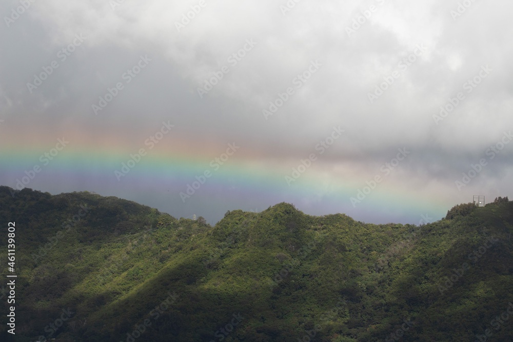rainbow over the hawaiian mountains rainbow over the hawaiian mountains