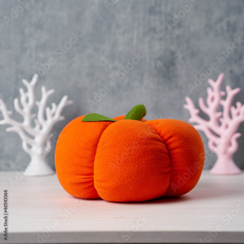 Halloween decoration toy plush pumpkin with a green tail