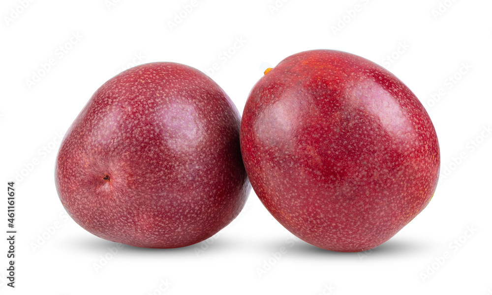 Obraz premium Passion fruit isolated on white