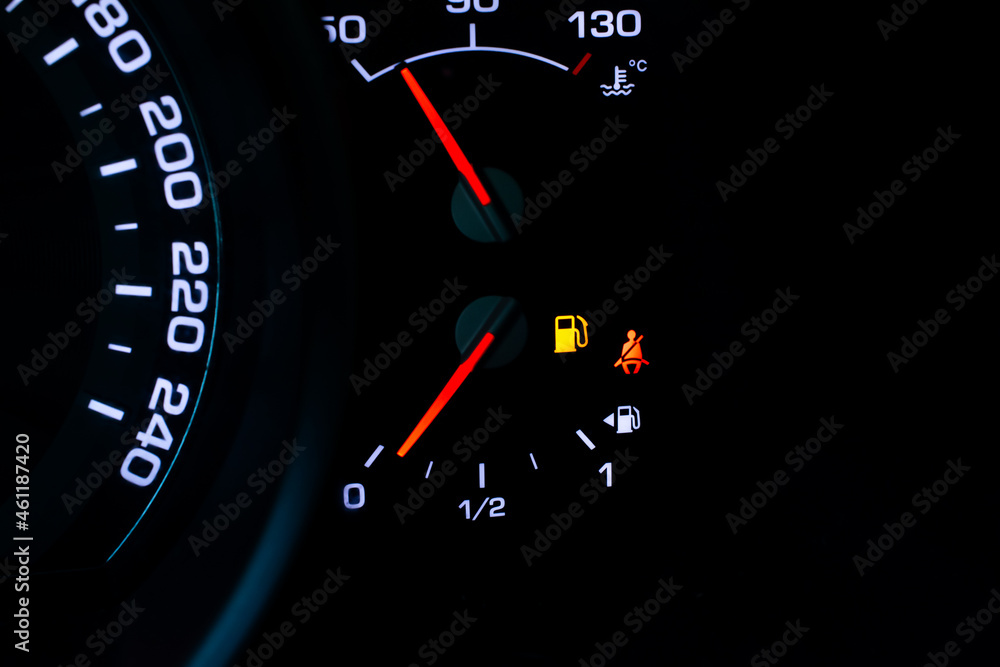 Fuel gauge, empty tank. photo of the counter Fuel gauge, empty tank. photo of the counter