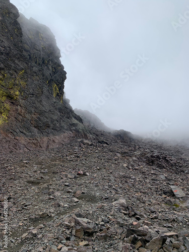 Col des éboulis Corse GR20 Nord photo