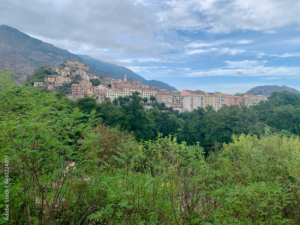 Obraz premium Ville de Corte en Corse