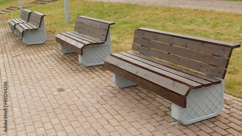 benches for relaxing people in the park 