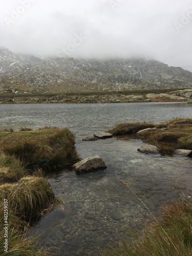 Wallpaper Mural landscape with fog Torontodigital.ca