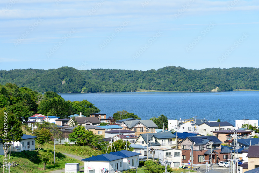 北海道　東部　厚岸の海と橋と町