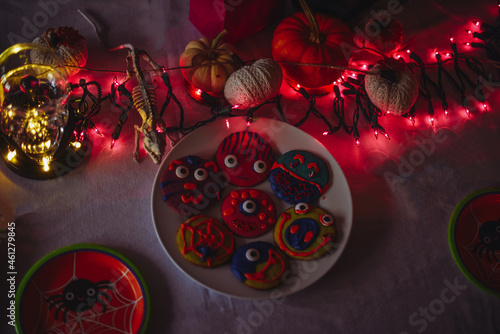Halloween table decoration