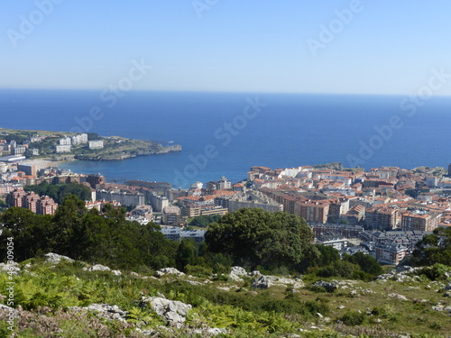 Castro Urdiales  Espa  a. Vistas desde el monte de esta villa c  ntabra.