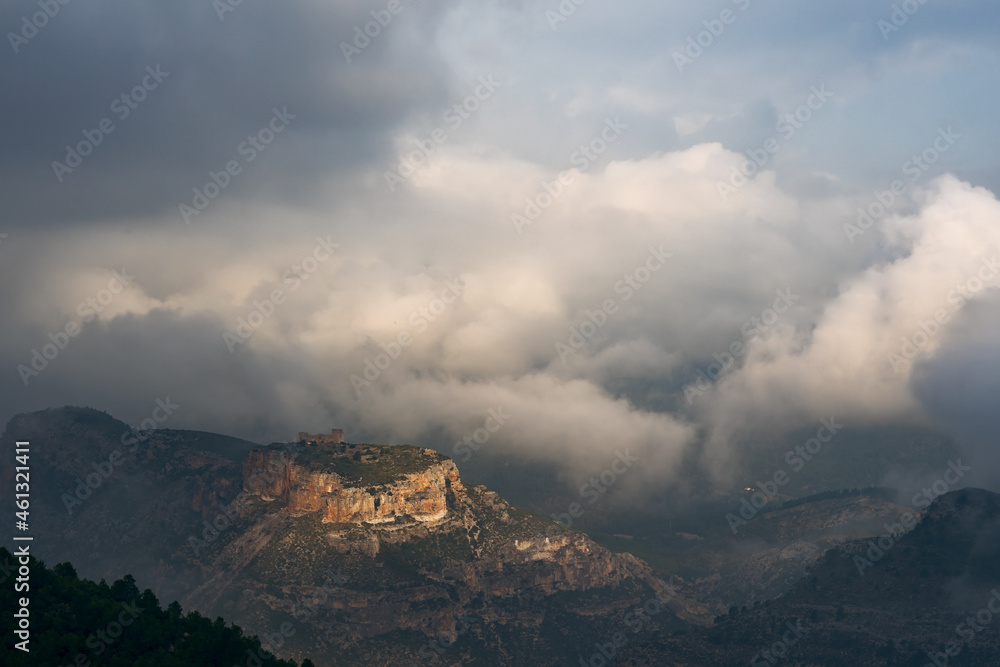 Fototapeta premium castle in the mist