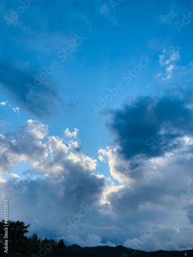 clouds in the sky © Yuta