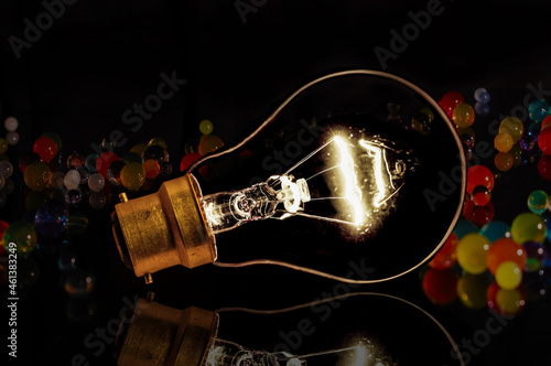 Magic Bulb © VIVIAN