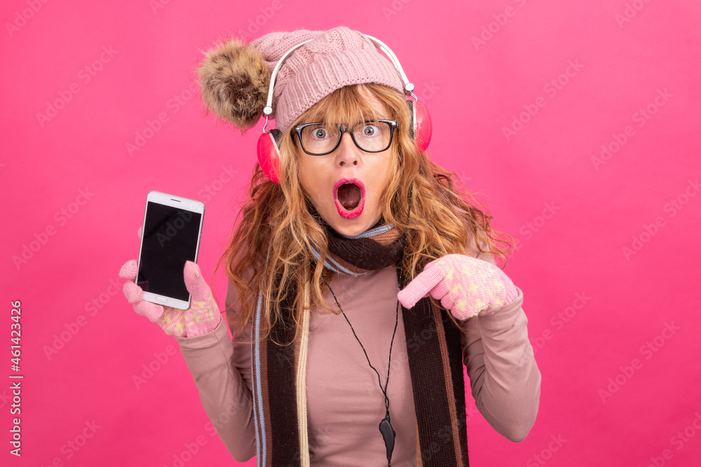 Fototapeta premium woman with headphones and mobile phone isolated on background