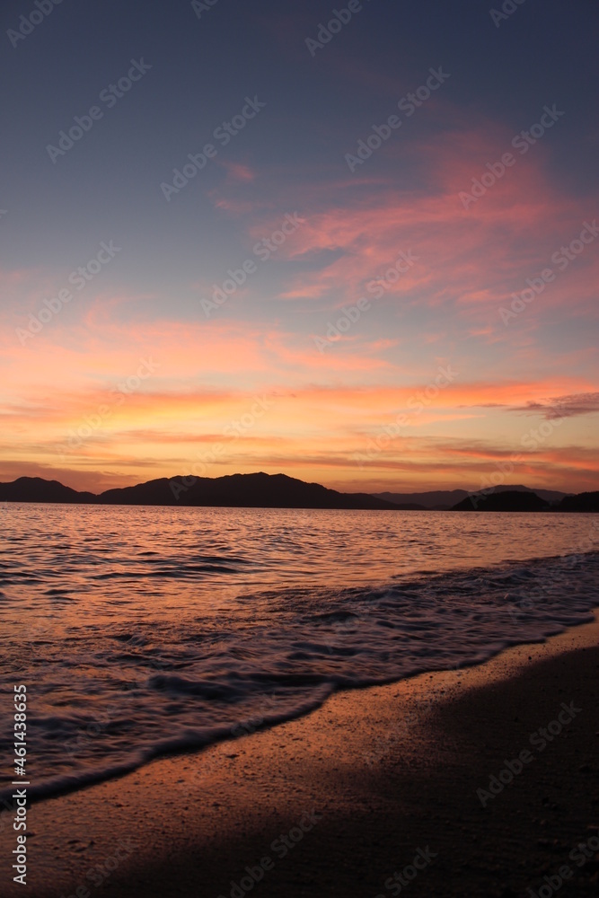 SDGs地球の神秘と海とソラ！山口県の夕日の光と輝き！