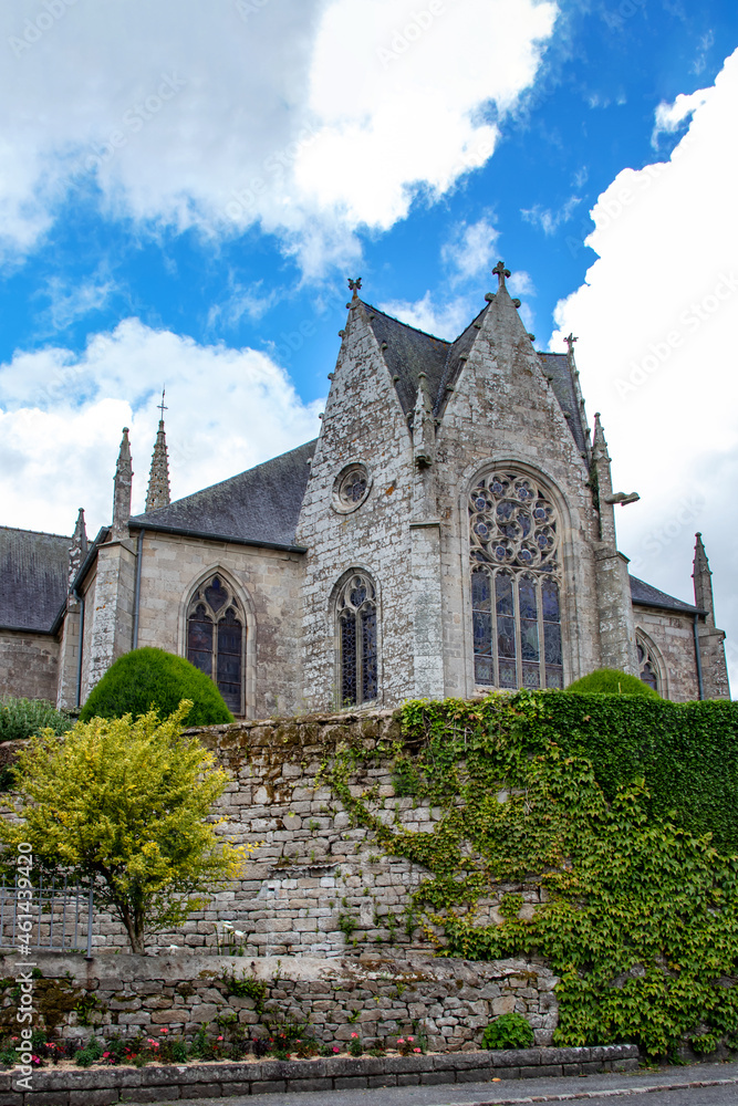 Fototapeta premium Guerlesquin. Eglise Saint-Ténénan. Finistère. Bretagne 