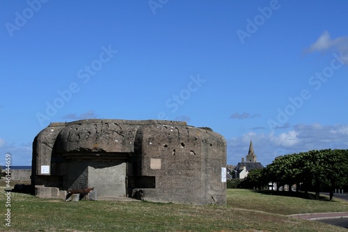 bunker de la seconde guerre mondiale à Granville en Normandie photo