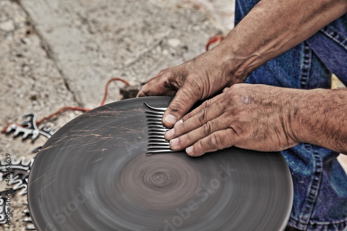 Quadro su tela Dressing the Combs