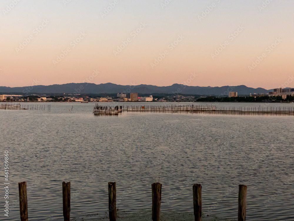 秋の滋賀県大津市　膳所城跡公園の夕暮れ