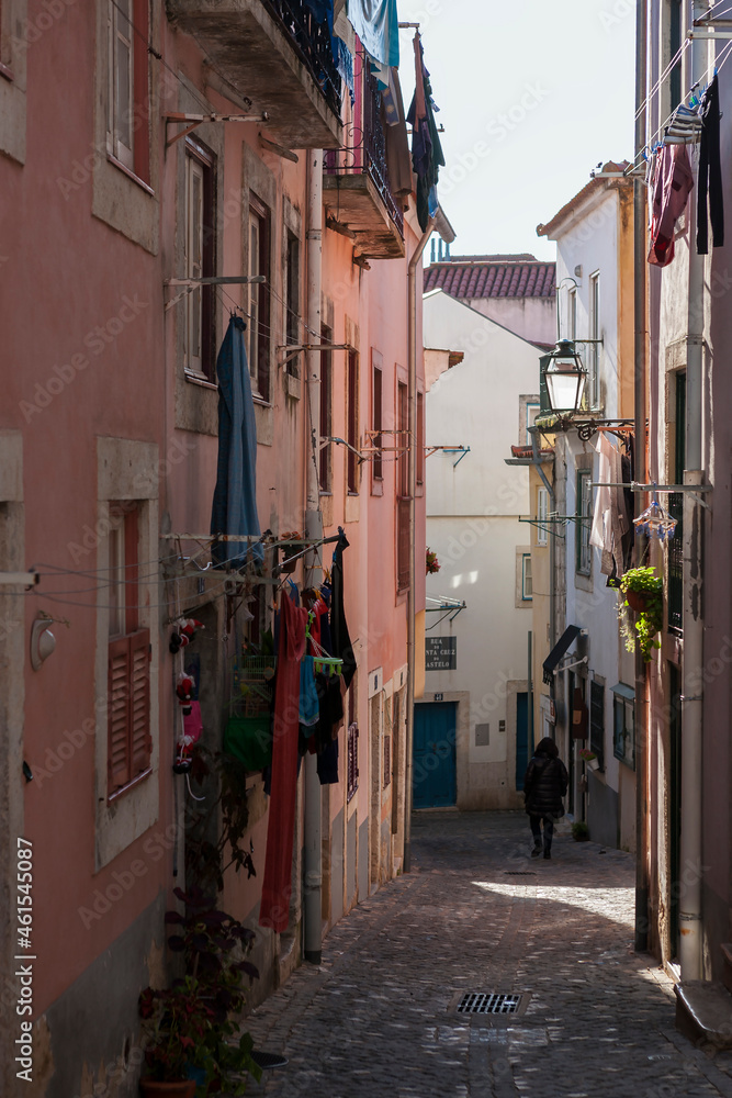A pretty lane in the old quarter: Rua do Espírito Santo, Bairro do Castelo, Lisbon, Portugal