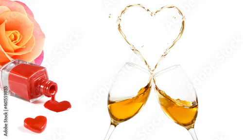 The image of two glasses from which wine is poured, in the shape of a heart.