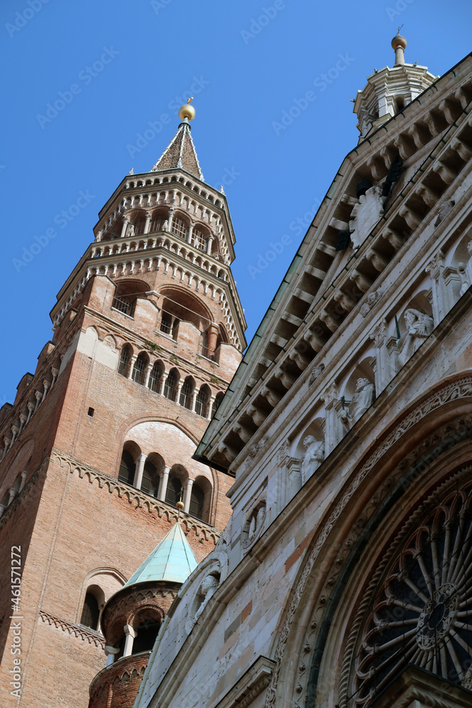 Cremona, Dome, Romanesque architecture