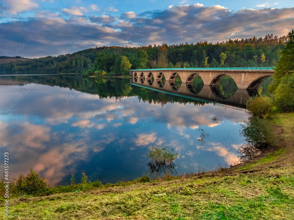 Fototapeta premium bridge over lake