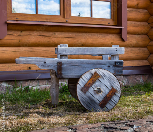 old wooden cart in the park
