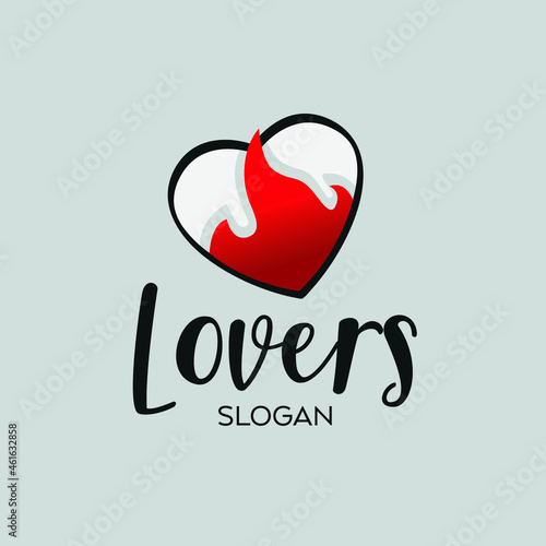 Logo cuore in fiamme amore design