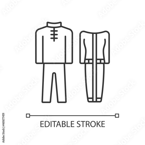 Traditional dresses linear icon. Singapore national costume. Baju Kurung. Traditional outfit. Thin line customizable illustration. Contour symbol. Vector isolated outline drawing. Editable stroke