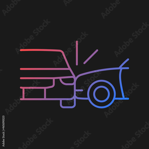 Side collision gradient vector icon for dark theme. Broadside crash. T-bone collision. Car accident. Distracted driving. Thin line color symbol. Modern style pictogram. Vector isolated outline drawing