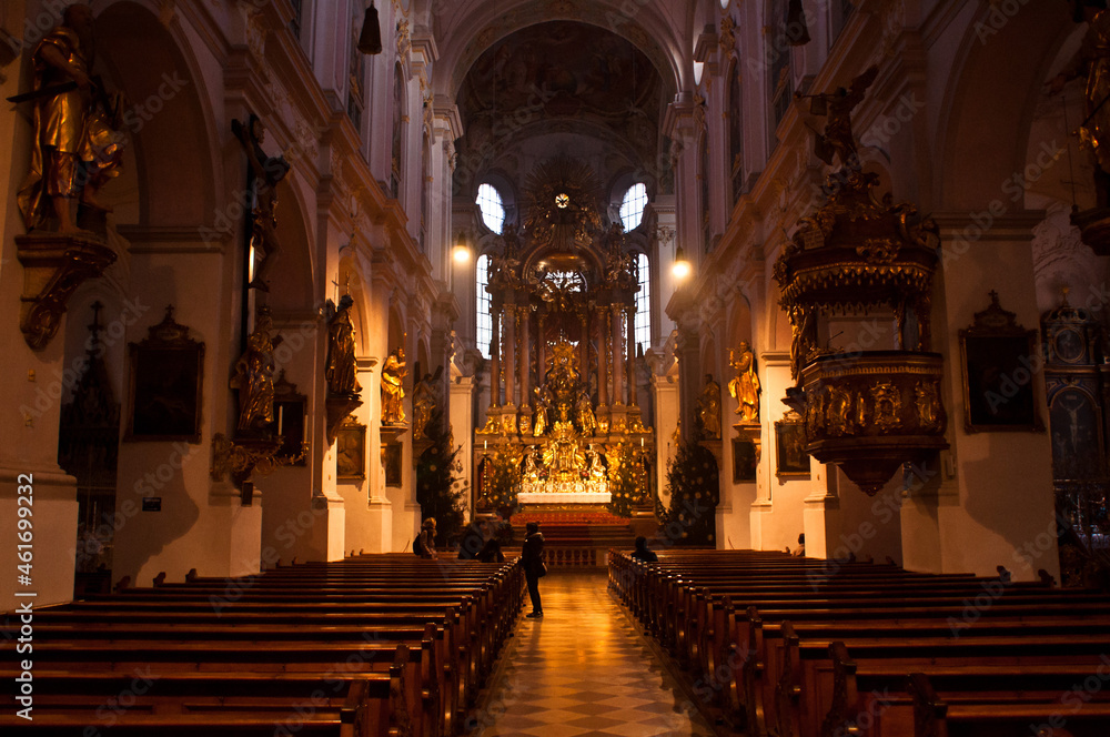 Fototapeta premium Inside view of Munich's Catholic Church