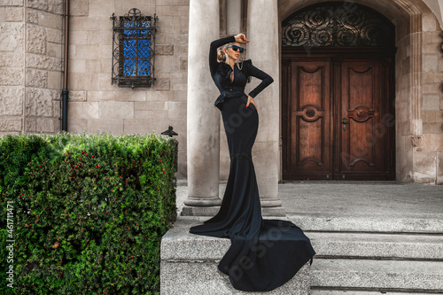 Photos Elegant fashion