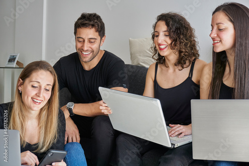 Grupo de trabajo desde casa