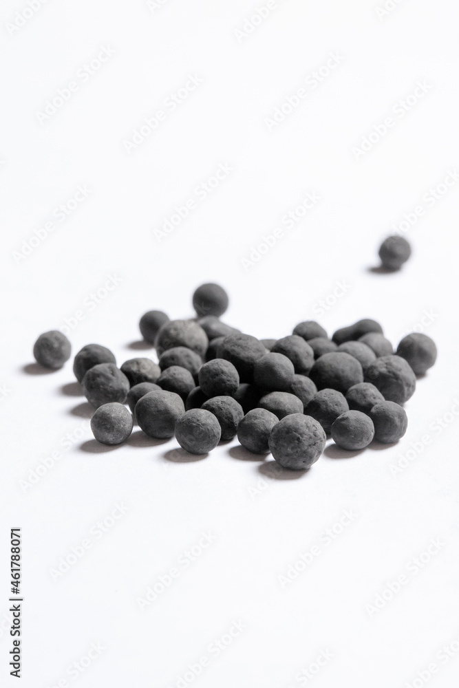 Renea nickel, also known as skeletal nickel is a solid microcrystalline porous nickel catalyst used in chemical processes for hydrogenation or hydrogen reduction of organic compounds Renea nickel, also known as skeletal nickel is a solid microcrystalline porous nickel catalyst used in chemical processes for hydrogenation or hydrogen reduction of organic compounds