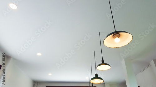 Traditional cailing lamps hanging from the cailling