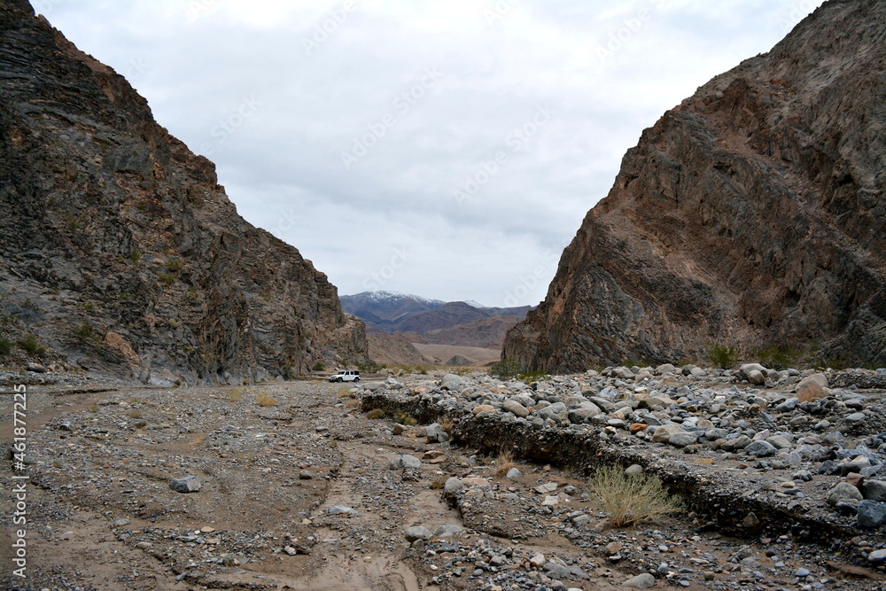 driving the wash of the Cottonwood Canyon with a 4wd drive in the Death Valley National park driving the wash of the Cottonwood Canyon with a 4wd drive in the Death Valley National park