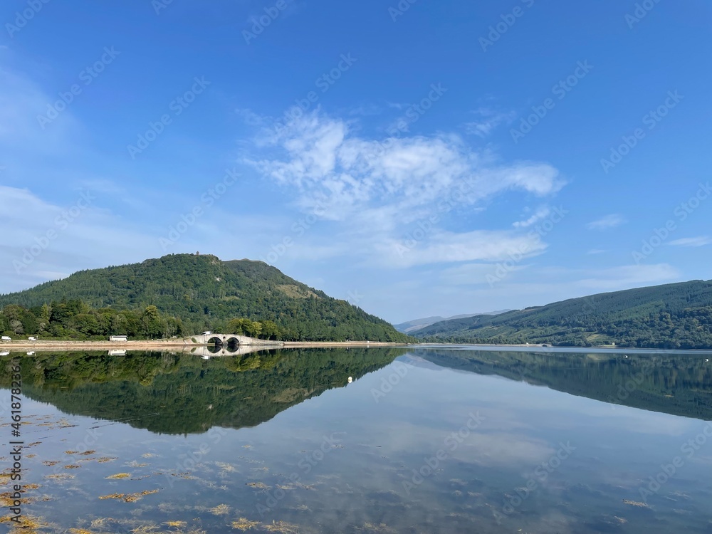 Fototapeta premium lake and mountains