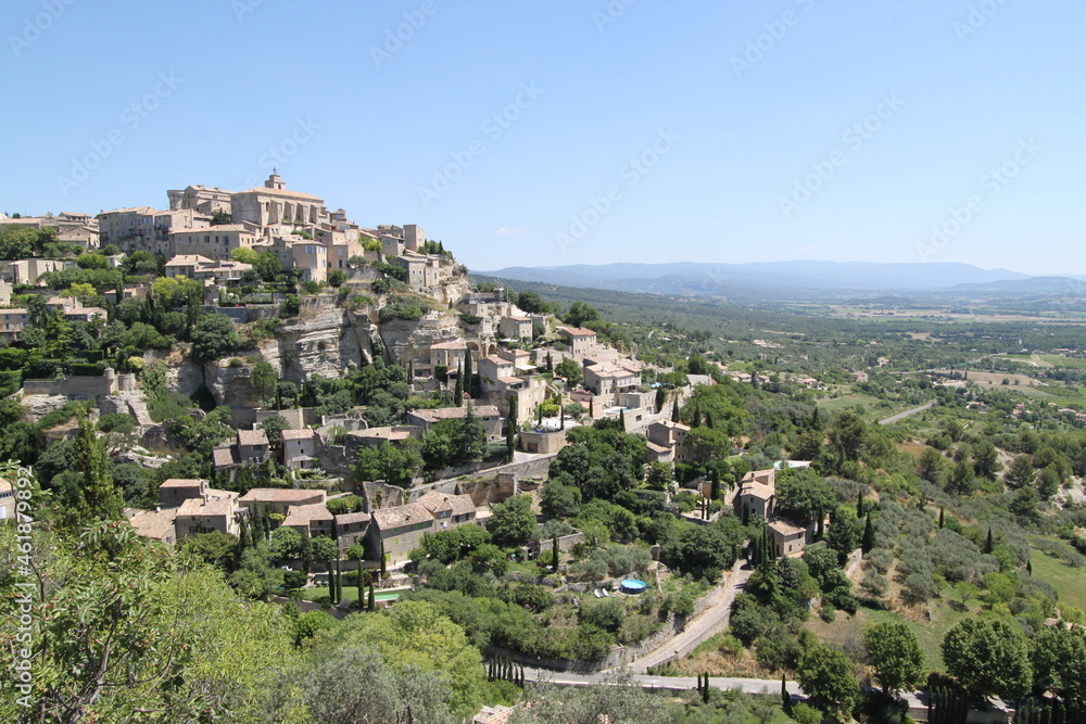 南仏プロヴァンス　ゴルド全景