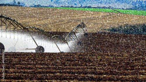 Irrigação Pivo Central - central pivot irrigation photo
