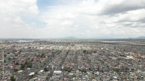 Cielo azul con nubes sobre el Estado de México photo