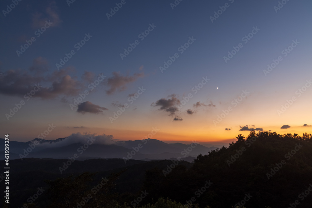 日本の岡山県真庭市の蒜山高原の美しい風景