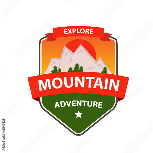 logo explore mountain adventure