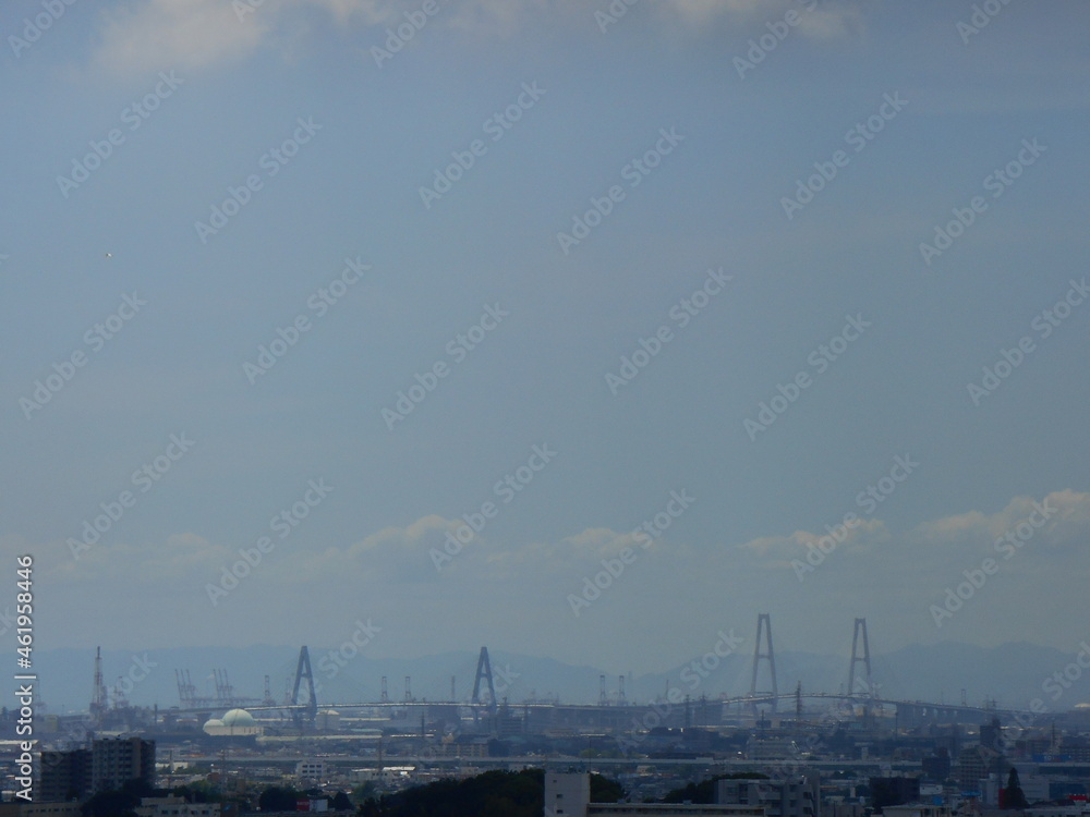 名港トリトン遠景