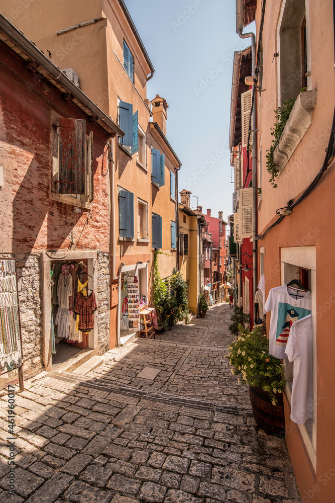 Italia old street
