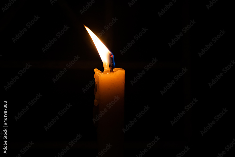 Yellow candles when using fire and not using fire Yellow candles when using fire and not using fire