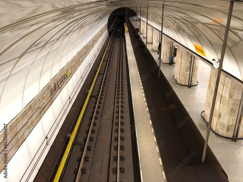 Fotografija Subway tracks underground