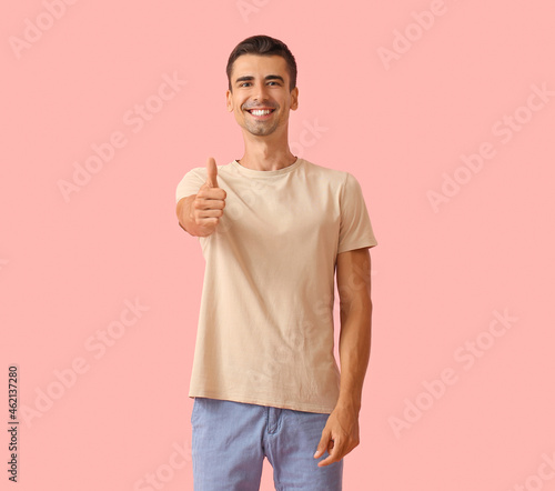 Handsome young man in styli...
