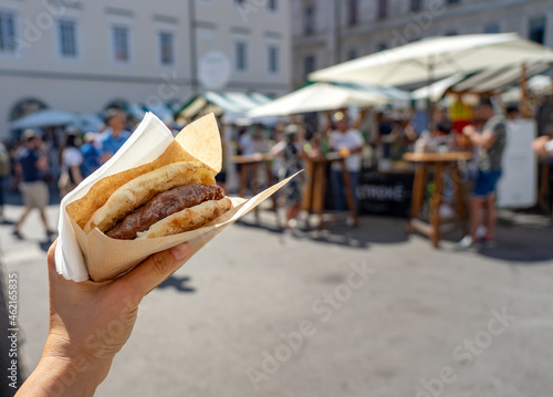 pljeskavica in lepinja in Ljubljana on the open kitchen odprta kuhna gastronomy event