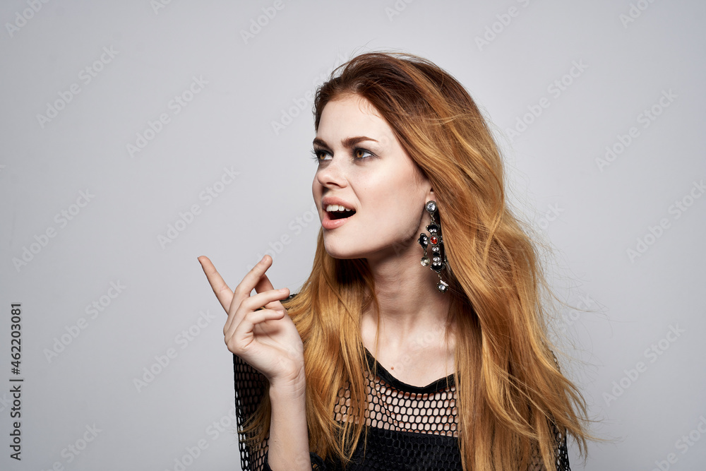 Obraz premium beautiful woman Hairstyle fashion decoration tending luxury model light background